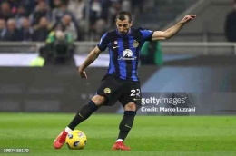 https://www.gettyimages.com/detail/news-photo/henrikh-mkhitaryan-of-fc-internazionale-in-action-during-news-photo/1987418170?adppopup=true 