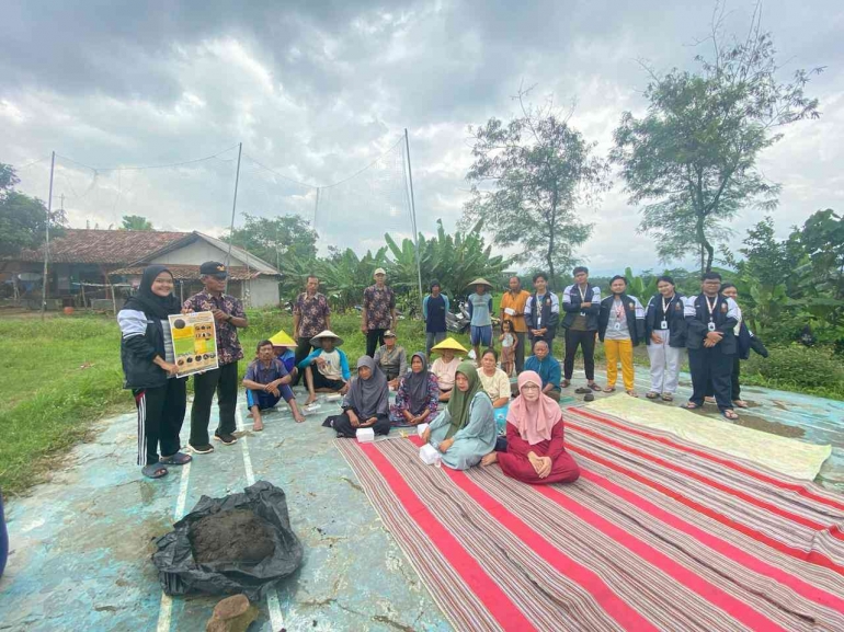 Edukasi manfaat pupuk organik kotoran sapi (Dokumentasi pribadi) 