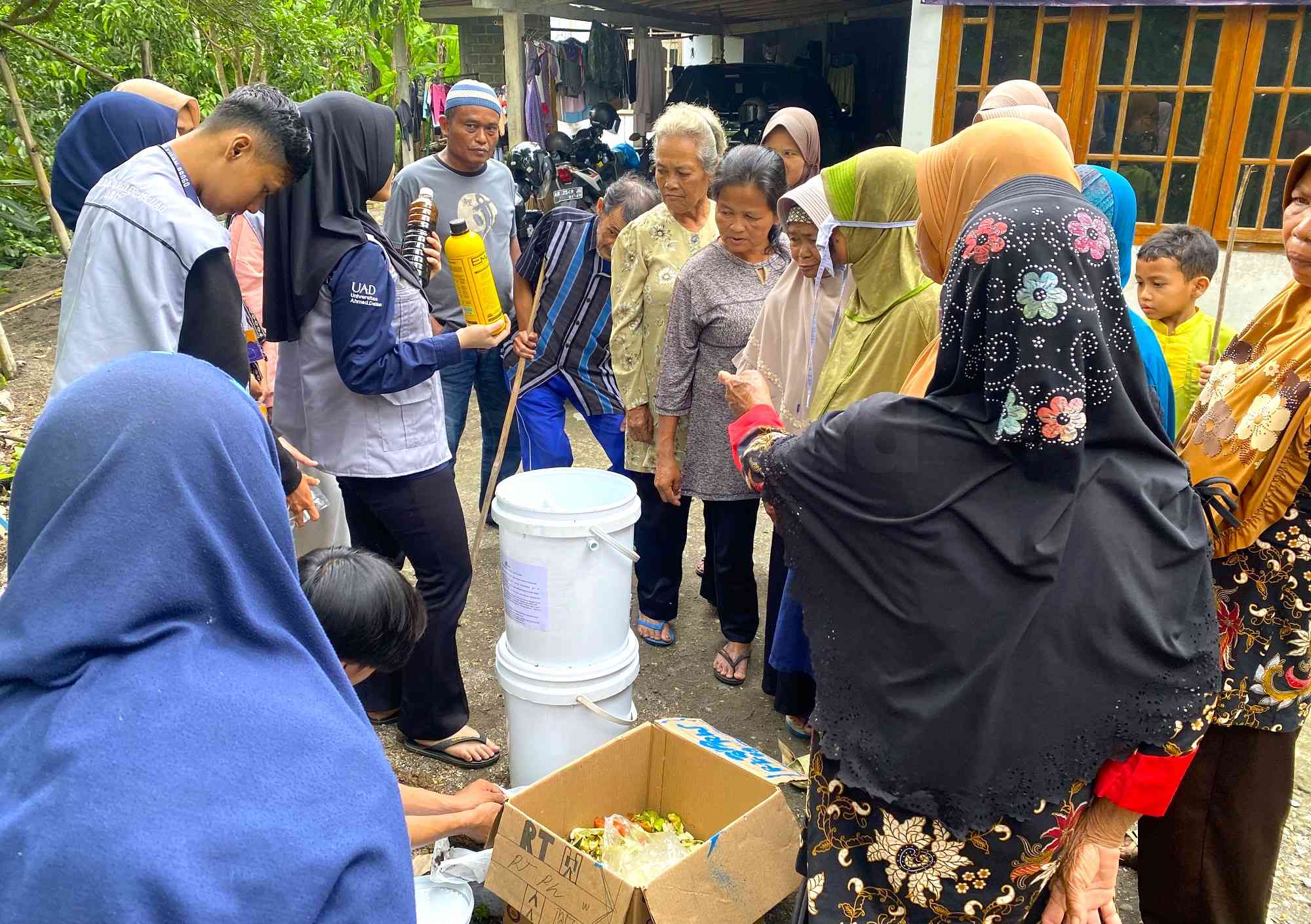 Memanfaatkan Limbah Dapur Jadi Pupuk Organik - Kompasiana.com