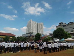 Suasan pelantikan KPPS di Lapangan Persima, Jakarta Barat(Foto: @roelly87)