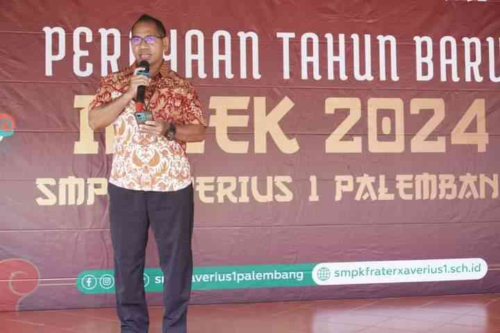 Fr. Faustianus Banusu, BHK, M.Pd. Dokumentasi FB SMP Xaverius 1 Palembang