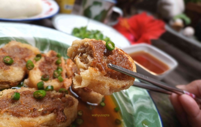 Hem, aroma rahasia 5 rempah ngeblend di sini. Terasa nyaman di mulut. Lezat dan segar tentunya. Yuk, dicoba. | Foto: Wahyu Sapta.