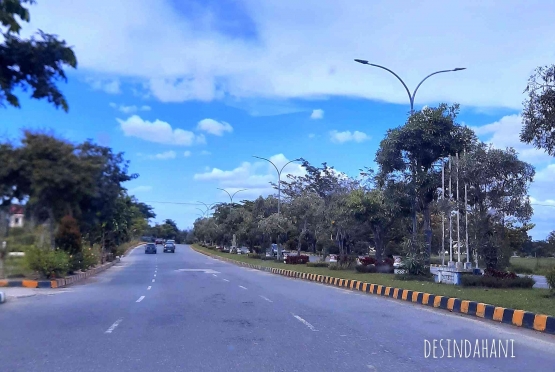 Suasana perjalanan menuju ke Pantai Nipah-nipah di Kabupaten Penajam Paser Utara, Kalimantan Timur | Sumber: Foto Desy Hani