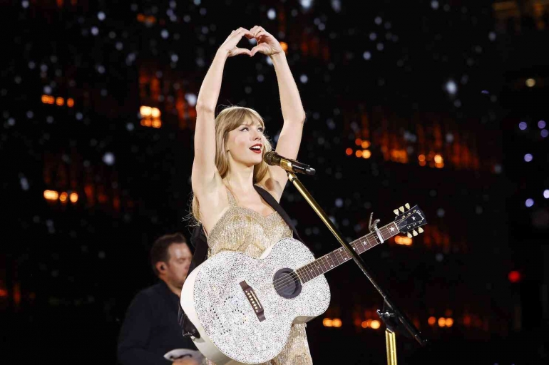 Taylor Swift (www.latimes.com)
