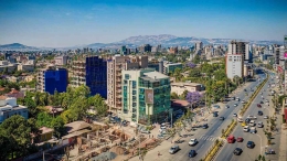 Addis Ababa, ibukota Etiopia yang kini sudah menjadi kota modern. (sumber: Tripadvisor)