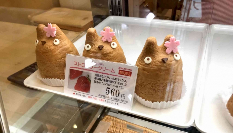 Cream puffs berbentuk Totoro (Dok. pribadi)