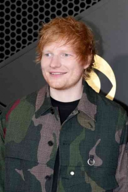 Ed Sheeran di Grammy Awards 2024. Sumber: getty images (Jeff Kravitz)