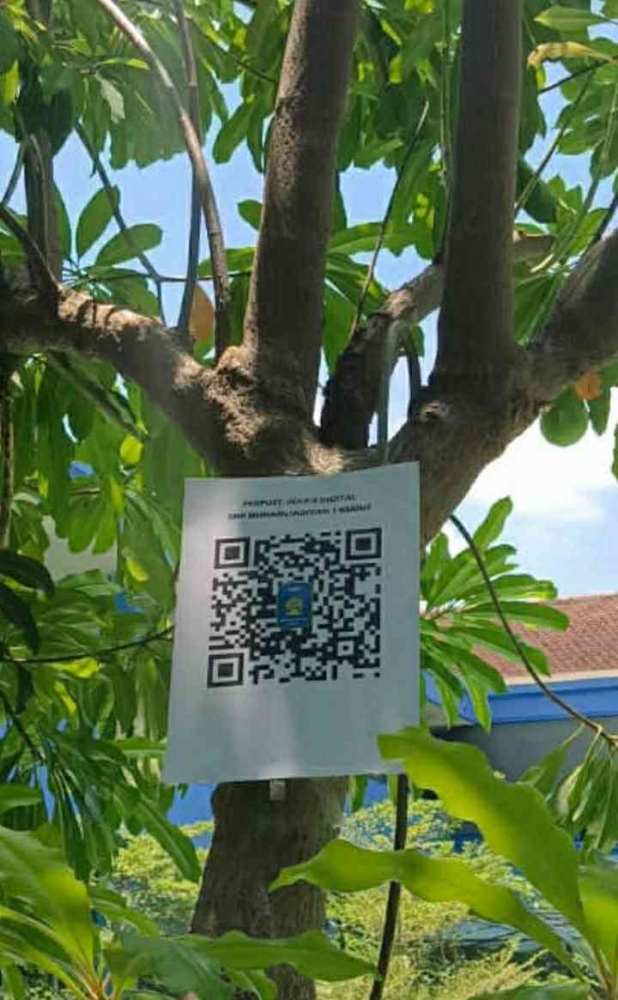 QR Code sebagai Link Literasi Alam di Lingkungan Sekolah (Dok. pribadi)