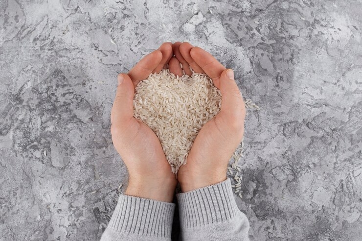Meski harga beras mahal, tetapi rasa empati tidak boleh padam (Sumber Ilustrasi: Freepik)
