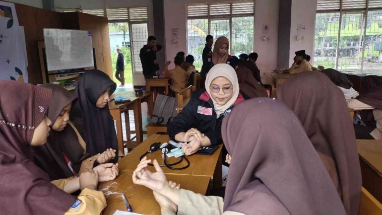 Pembentukan Tim Kesehatan Oleh Mahasiswa PMM UMM Gelombang 05 Kelompok 93/dokpri
