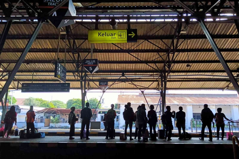 Suasana di Stasiun KA Tugu Yogyakarta (foto: widikurniawan)