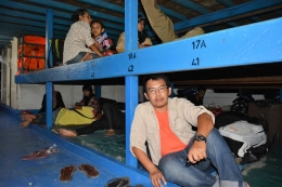 Berlayar dengan kapal kayu dari Wakatobi ke Baubau (Sumber: Dokumentasi Pribadi)