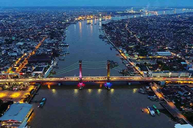 Cantiknya View Sungai Musi Membelah Kota  Palembang di Malam Hari | kompas.com/Wawan H. Prabowo 