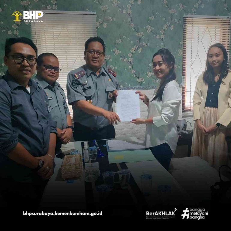 dok. Humas BHP Surabaya/Kurator BHP Surabaya didampingi Pegawai Direktorat Jenderal AHU bersama Notaris Komang Ayu Chandra Dewi