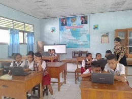 Situasi simulasi ANBK pada satu unit satuan pendidikan di Kab.Kupang; Sumber: WAG Dinas P & K Kab.Kupang