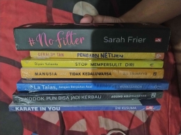 Hasil Berburu Buku, Gramedia Semarang, 2/3/24 (Semesta Buku) | Foto: Dokumentasi pribadi/Nova Rio Redondo