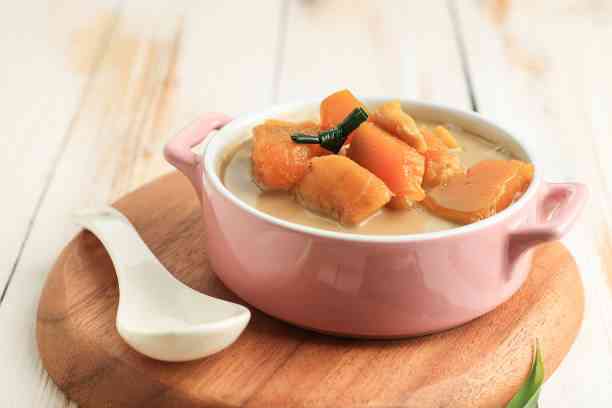 Kolak, kuliner yang selalu ada di bulan puasa. Sumber: Istockphoto (Ika Rahma)
