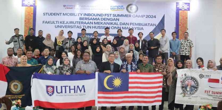 Uthm Robe UTHM Malaysia Kunjungi UMKT: Program Student Mobility Sebagai Langkah ...