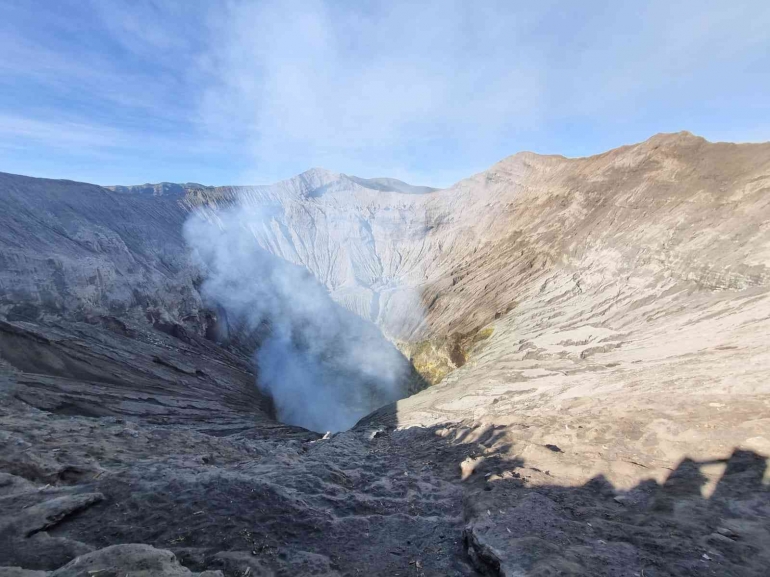Kawah Gunung Bromo (Foto: Dokpri MomAbel)