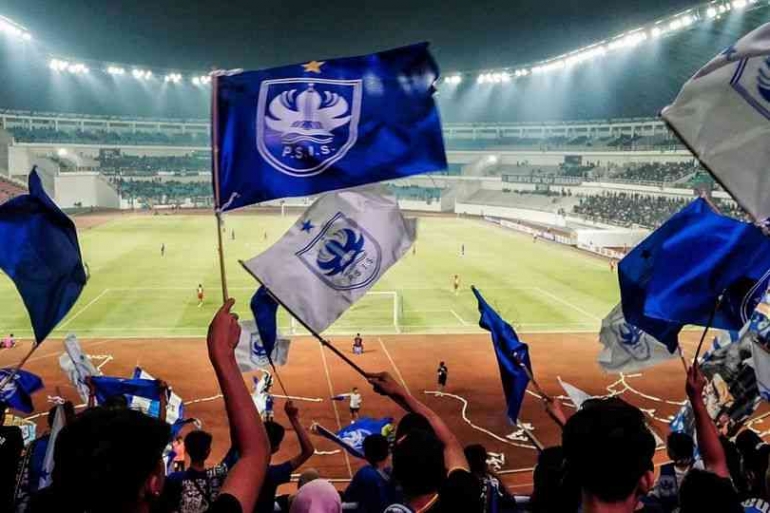 Suporter PSIS Semarang, klub yang jadi calon kuat masuk Champion Series (Foto : Dok.PSIS ofisial)