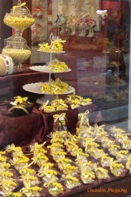 Display toko berhias Mimosa, foto dokumen pribadi Claudia Magany