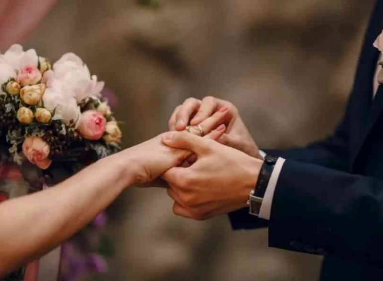 Menunda Menikah di 2024: Merayakan Kebebasan dan Persiapan Menjelang Bahtera Rumah Tangga | life.indozone.id