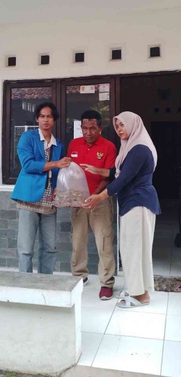 Pengambilan Bibit Ikan di BBI Kota Semarang / Dokumentasi Pribadi (2024) 