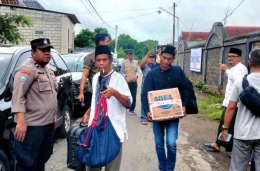 Pemkab Blitar Pulangkan Santri Gus Samsudin, Buntut Penangkapan Polda Jatim (kompas.com) 