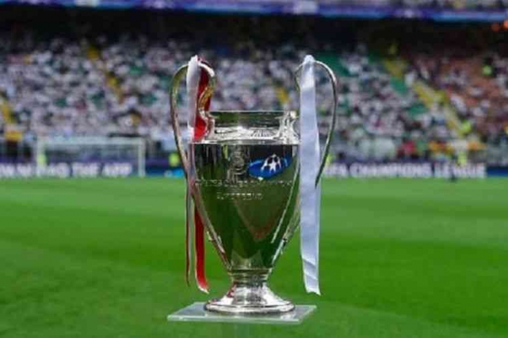 Trofi Liga Champions UEFA (Sumber: kompas.com)