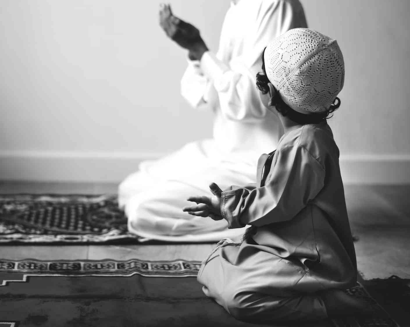 Shalat berjamaah | freepik.com