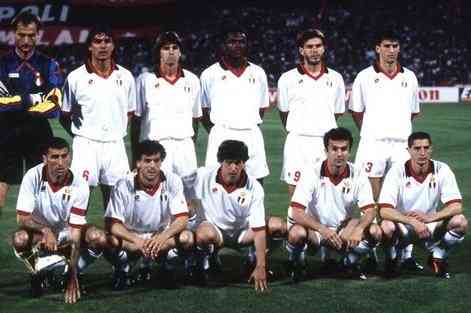 Skuad Milan 1994 (Foto: bleacherreport.com)