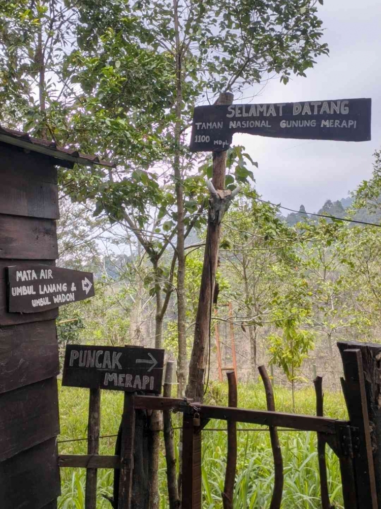 Berbagai destinasi sekitar cafe. Dokumentasi Pribadi 