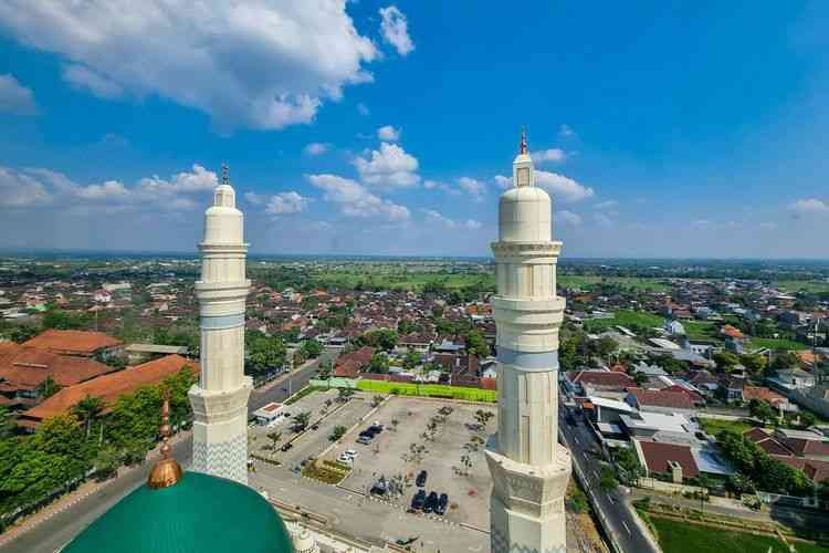 Ilustrasi menara masjid. Sumber gambar: Kompas/Anggara Wikan Prasetya.