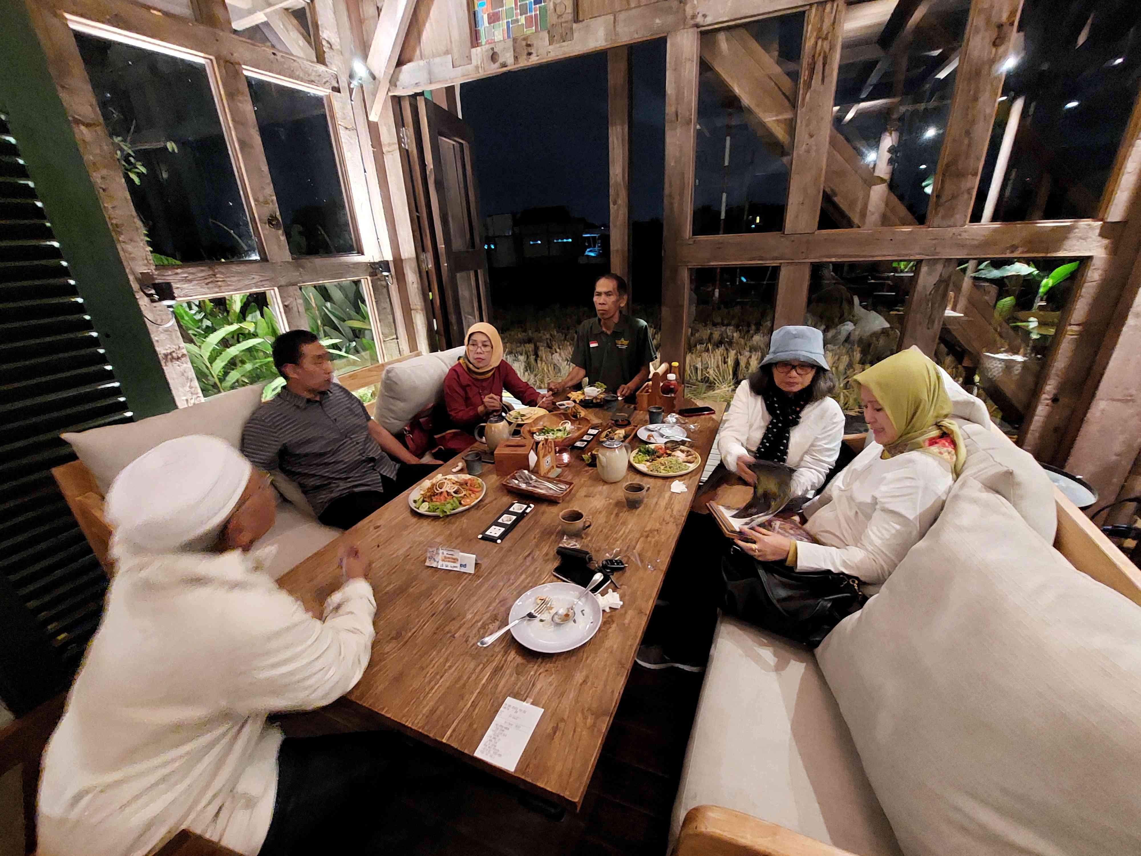 Memaknai buka bersama/Foto: Hermard