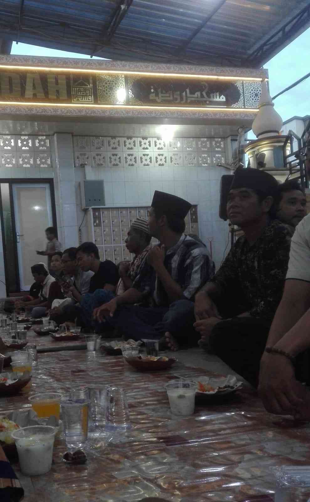 buka puasa bersama di masjid/dokpri