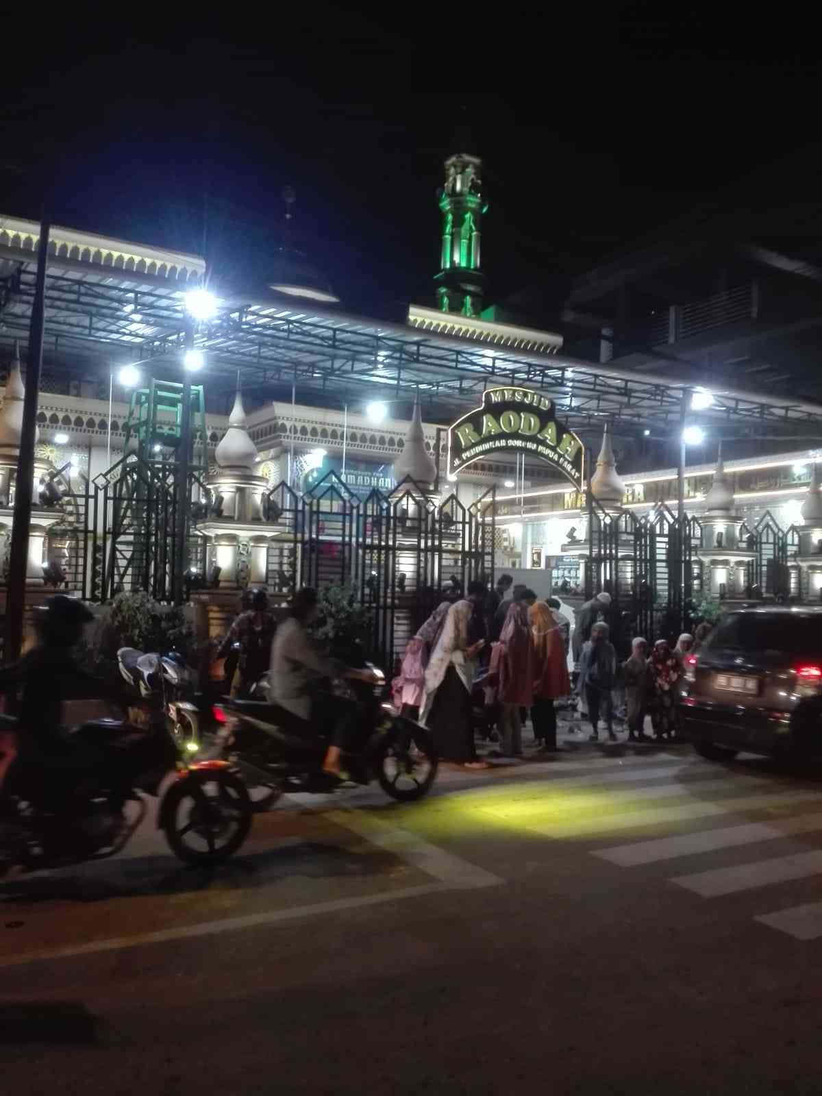 Suasana Masjid Raodah/dokpri