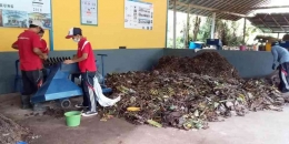 Ilustrasi pengelolaan sampah berkesadaran - sumber gambar: kantongsampah.com