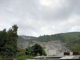Kawah aktif gunung Pusuk Buhit sumber air panas di pemandian air panas Aek Rangat, Pangururan-Samosir (Dok. Pribadi)