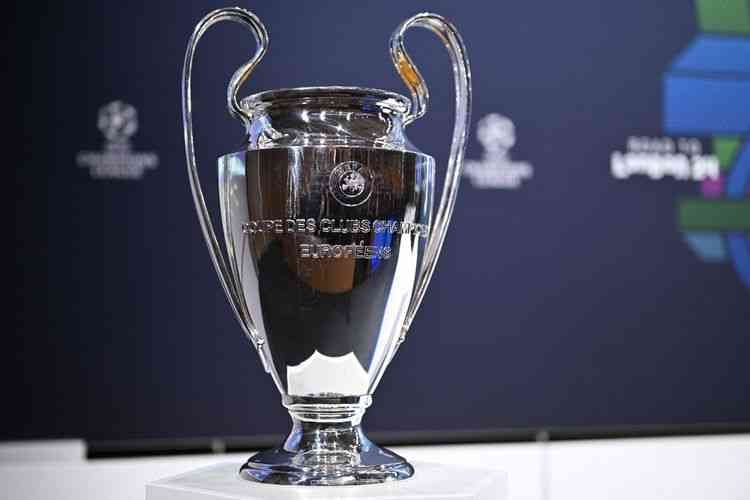 Trofi Liga Champions Eropa. Foto: AFP/Fabrice Coffrini via Kompas.com
