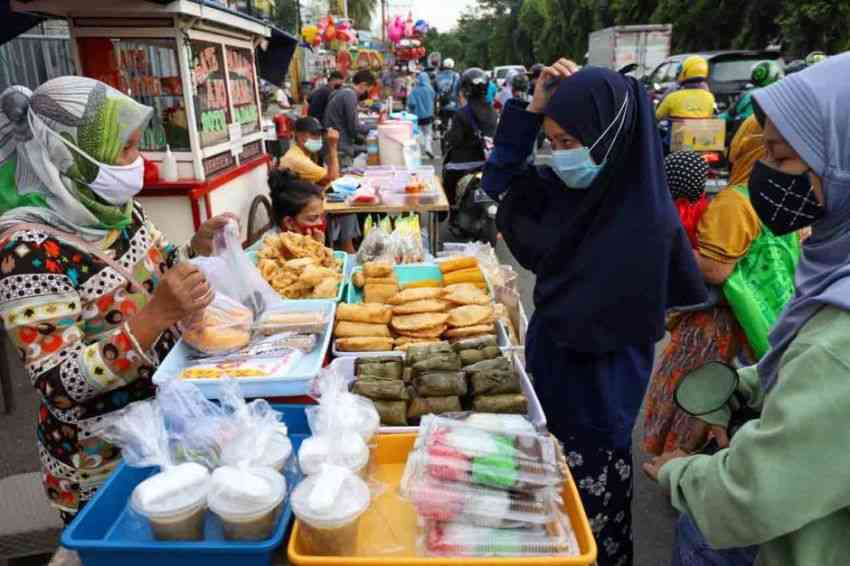 https://pict.sindonews.net/dyn/850/pena/news/2022/04/02/39/731185/berburu-cuan-di-bulan-ramadhan-coba-jualan-takjil-unik-ini-xqu.jpg