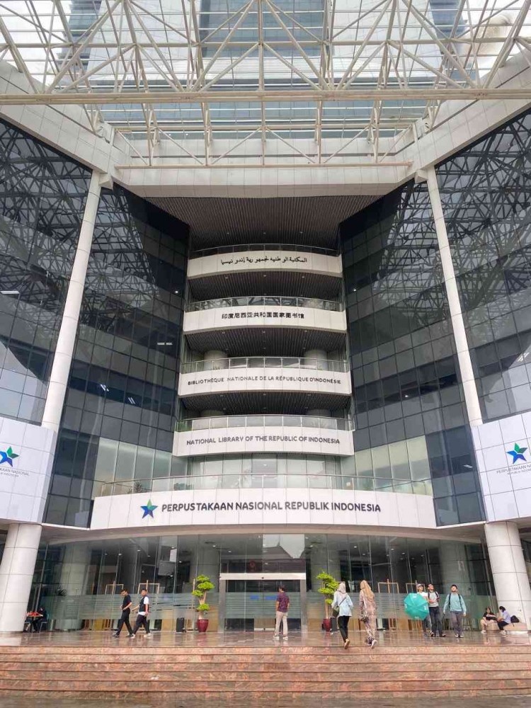 View Perpusnas Rooftop Mengunjungi Gedung Perpustakaan Nasional Republik Indonesia di Jakarta ...