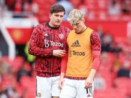 Punggawa Manchester United Harry Maguire & Rasmus Hojlund (Sumber: Shutteshock)