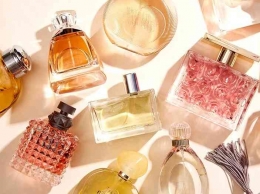 Ilustrasi parfum masa kini (Makeup.com)