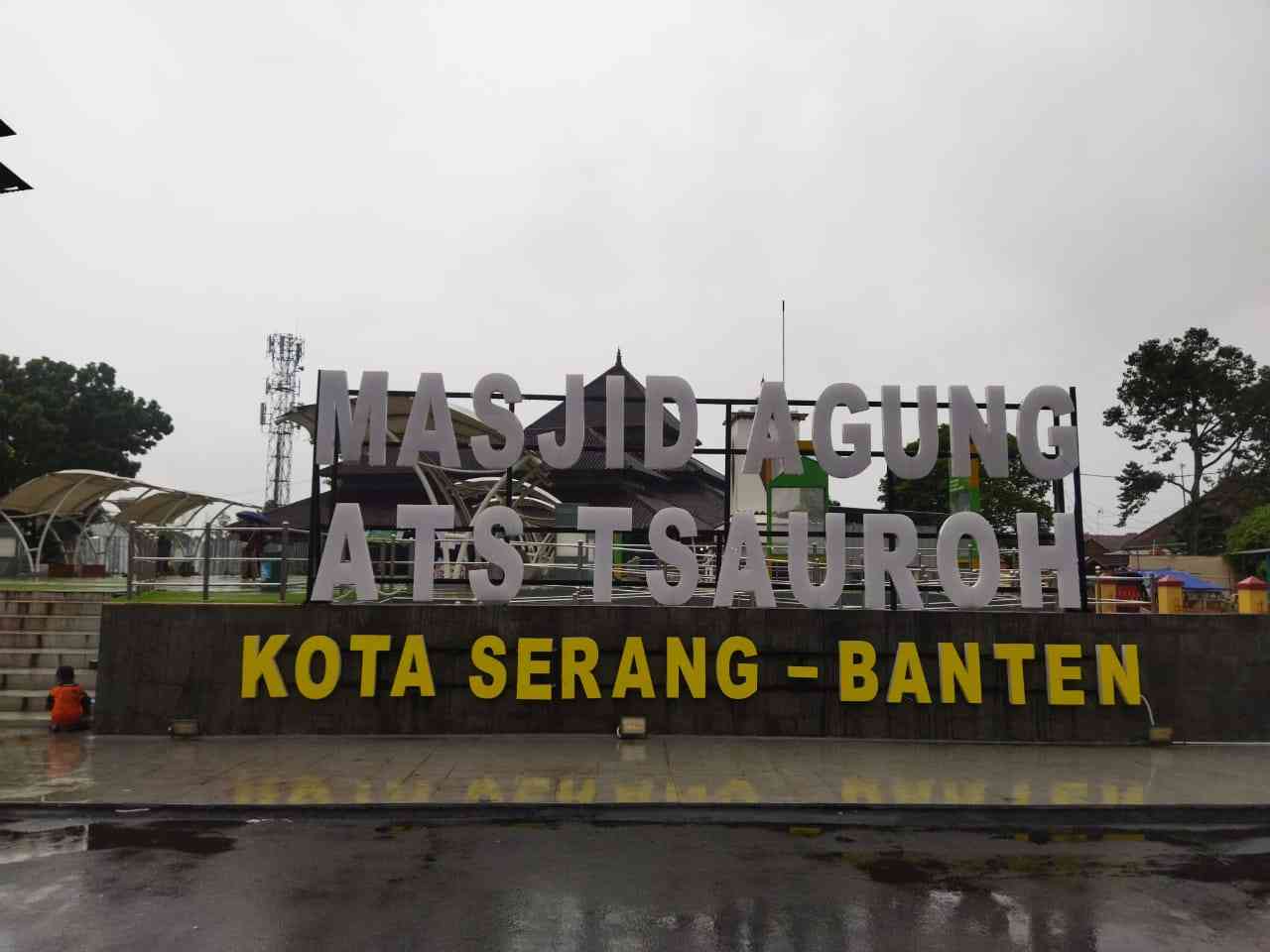 Masjid Agung Ats-Tsauroh Kota Serang (sumber: dokpri)