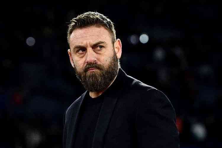 Sosok Daniele de Rossi, mantan kapten AS Roma yang ditunjuk menukangi tim tersebut hingga akhir musim. Sumber : AFP/FILIPPO MONTEFORTE via kompas.com