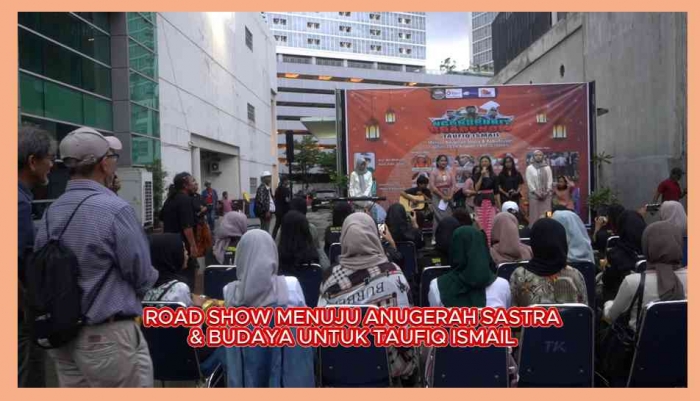 Ngabuburit Puisi di Taman Ismail Marzuki, Jakarta. Foto: Isson Khairul