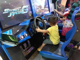Bermain mobilan, favorit anak kami | dokpri 