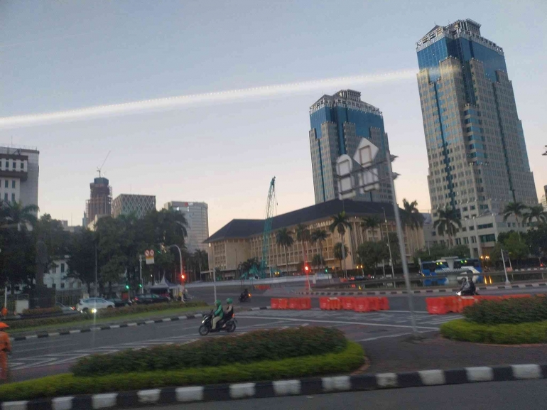 Bundaran Thamrin Jakarta Pusat (foto Oleh Joko Dwiatmoko)