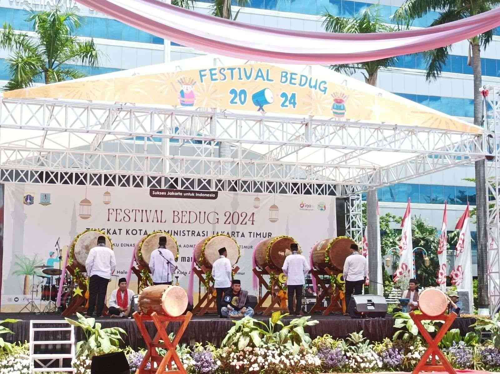 Festival bedug tingkat kota administrasi Jakarta Timur (Foto: RRI/Erik Hamzah)