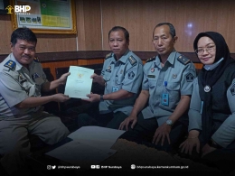 dok. Humas BHP Surabaya/Kurator BHP Surabaya serahkan sertifikat harta pailit PT. RRI ke Kantor Pertanahan Kabupaten Nganjuk